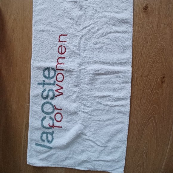 Lacoste exercise towel with bag - Picture 1 of 3